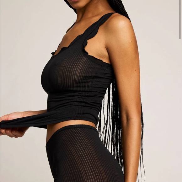 Whipped Flutter Tank - Picture 2 of 6